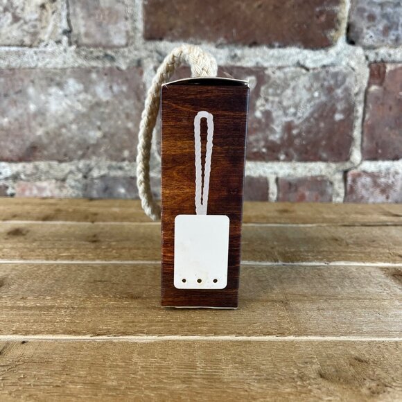 Brompton & Langley Cedar Citrus Soap on a Rope NEW - Picture 2 of 4